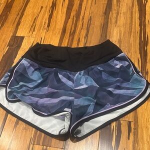 Lululemon high rise Black and Blue Women's Shorts